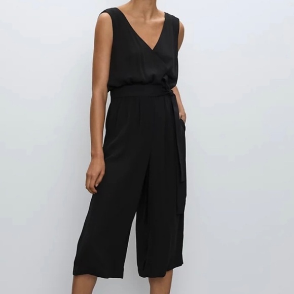 ARITZIA BABATON Maximillion Black Viscose Poly Crepe Belted Cropped Jumpsuit XXS - Picture 1 of 15